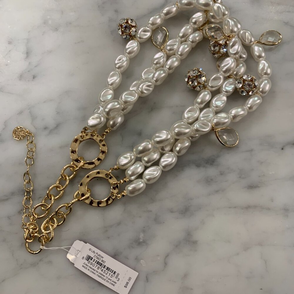 Lilly Pulitzer Triple Strand Faux Pearl Necklace NWT - Picture 2 of 2